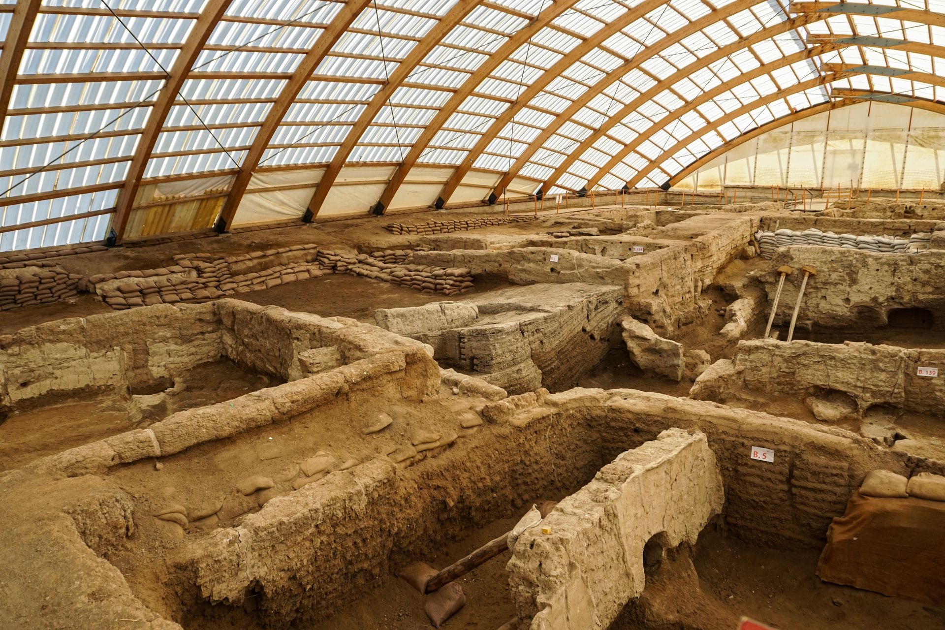 Çatalhöyük: miasto bez ulic z wejściami przez dachy